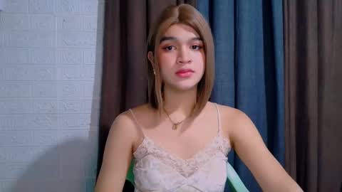 Snapshot of lux_white chatting on March 2026 02:16:02 AM queen lux online show from March 2026 02:16:02 AM