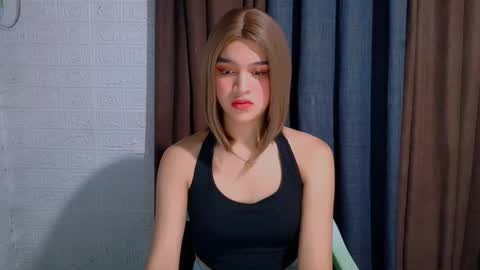 Snapshot of lux_white chatting on March 2026 06:45:02 PM queen lux online show from March 2026 06:45:02 PM