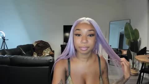 LUXE DOLL online show from September 2025 04:13:02 AM