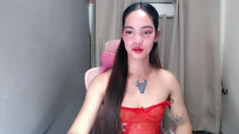 luxenixie online show from July 2026 10:44:02 AM