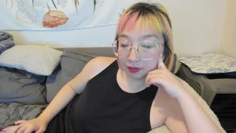 LuxGray online show from December 2024 02:32:01 AM