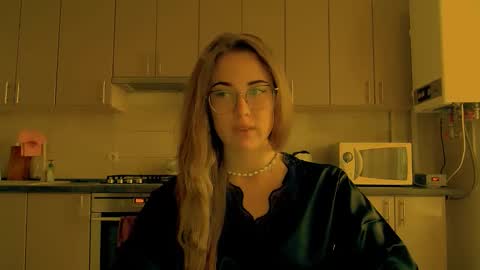 Katie online show from September 2025 06:35:02 AM