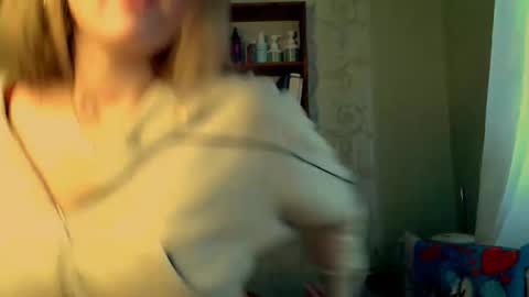 Katie online show from October 2025 01:43:02 PM