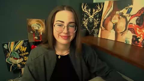 Snapshot of luxie_queen chatting on February 2026 01:17:01 PM Katie online show from February 2026 01:17:01 PM