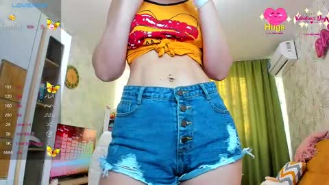 Lucie online show from February 2025 02:09:02 PM