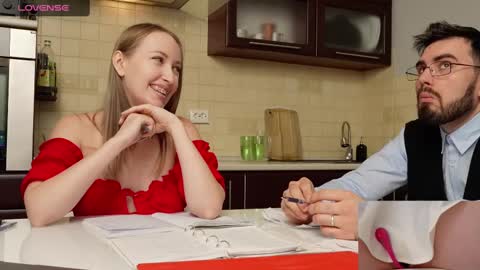 Snapshot of luxmur chatting on December 2024 04:38:02 PM Becky and Andy online show from December 2024 04:38:02 PM