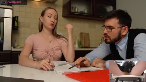 Snapshot of luxmur chatting on December 2024 06:04:02 PM Becky and Andy online show from December 2024 06:04:02 PM