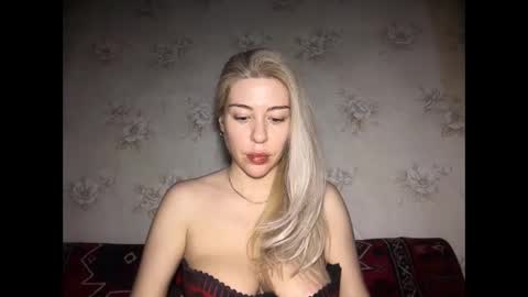 LuxSonyaStar online show from May 2026 08:13:02 PM