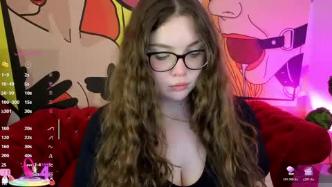 luxsopphia_ online show from May 2026 12:24:01 PM