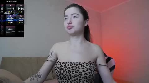 Snapshot of luxuryalma18 chatting on November 2025 05:18:02 AM Alma online show from November 2025 05:18:02 AM