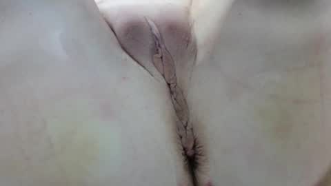 Snapshot of luxurylips chatting on September 2025 02:00:01 AM Lux for your fun online show from September 2025 02:00:01 AM