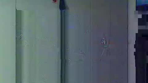 Snapshot of luxx72boy chatting on September 2025 04:24:02 AM luxx72boy online show from September 2025 04:24:02 AM