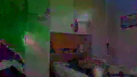luxx72boy online show from May 2026 03:44:02 AM