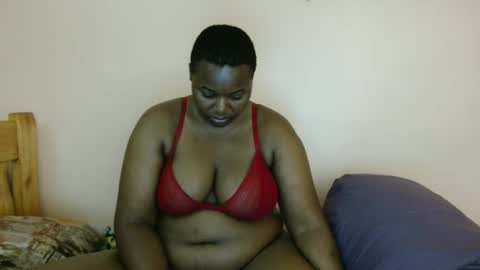 Snapshot of luzremi chatting on May 2026 01:37:02 PM luzremi online show from May 2026 01:37:02 PM