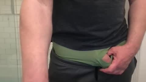 lvguynextdoor440656 online show from May 2026 01:47:02 AM