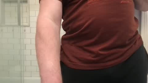 lvguynextdoor440656 online show from May 2026 01:47:02 AM