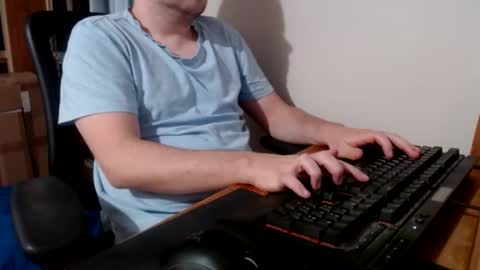 Snapshot of lxgxnd99 chatting on December 2024 02:03:02 PM lxgxnd99 online show from December 2024 02:03:02 PM