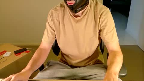 Snapshot of lxgxnd99 chatting on February 2026 09:04:02 AM lxgxnd99 online show from February 2026 09:04:02 AM