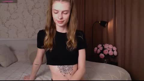 ly lydia online show from November 2025 02:54:01 AM