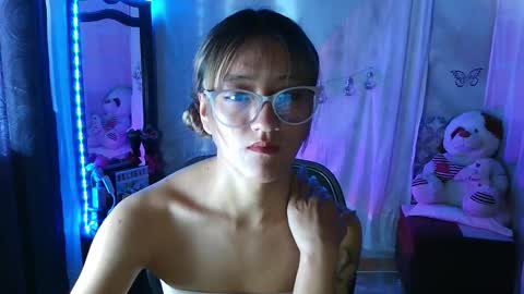 Call me Lia  online show from October 2025 09:48:02 PM