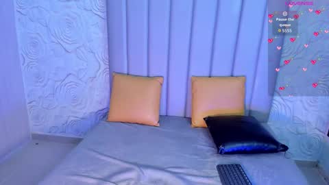 Snapshot of lya_dubois_ chatting on March 2026 09:30:01 PM LYA DUBOIS online show from March 2026 09:30:01 PM