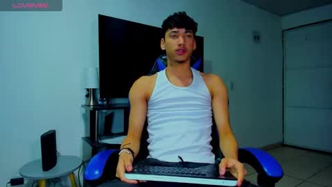 Lyam online show from May 2026 03:45:02 AM