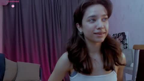 Lyanna online show from November 2025 08:33:02 PM