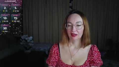 Snapshot of lyboff72 chatting on March 2025 10:20:02 PM lybava online show from March 2025 10:20:02 PM