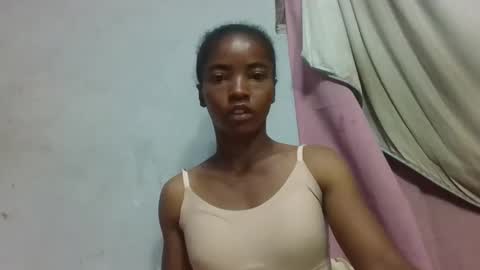 lydie856696 online show from April 2026 02:51:02 AM