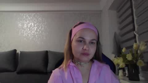Tina online show from March 2026 09:43:01 PM