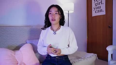 Lyhana Lee online show from November 2025 06:39:01 PM