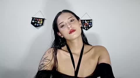 lyla online show from May 2026 02:39:01 AM