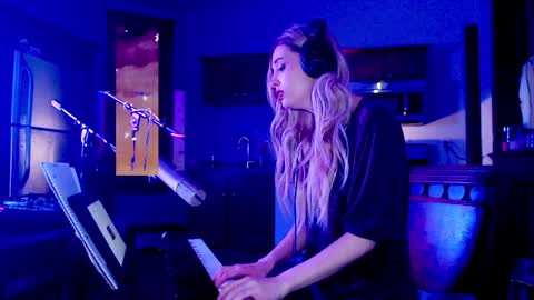 LylacDoll online show from December 2024 01:05:01 AM