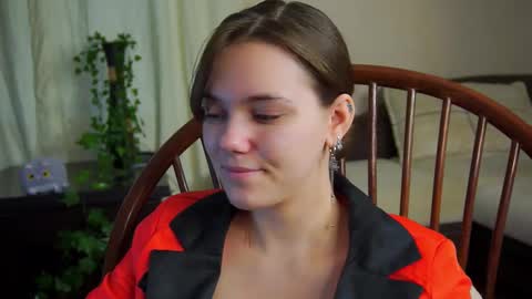 hi im Lyle online show from February 2025 03:02:02 AM