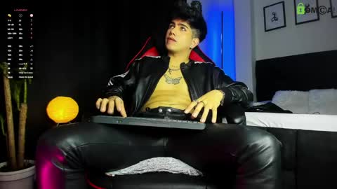 Lyle Bennett Freelance Model online show from May 2026 06:09:01 PM