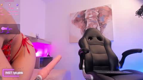 IG  online show from October 2025 04:24:02 AM