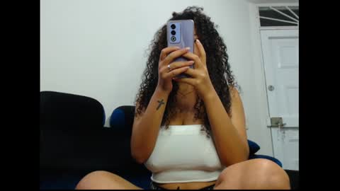 Snapshot of lylii_evans chatting on February 2025 02:19:01 AM lylii_evans online show from February 2025 02:19:01 AM