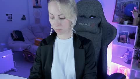 Snapshot of lylithskye chatting on February 2025 10:37:02 AM Lylith Skye NO NUDE model online show from February 2025 10:37:02 AM