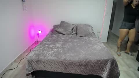Luciana online show from June 2026 01:04:02 PM