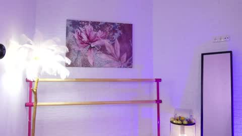 Lyly   online show from December 2024 05:37:01 AM