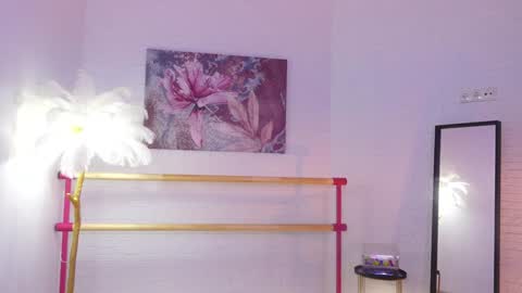 Lyly   online show from December 2024 08:45:02 AM