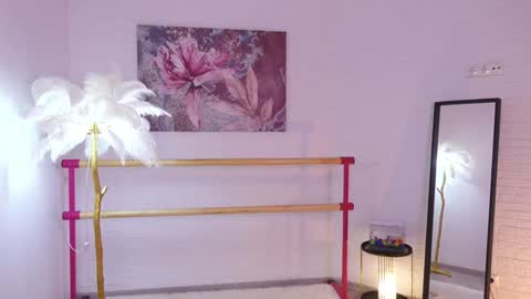 Lyly   online show from February 2025 09:56:02 AM