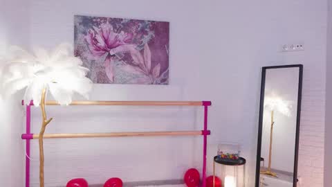 Lyly   online show from February 2025 09:46:02 AM