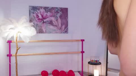 Lyly   online show from February 2025 05:35:01 AM