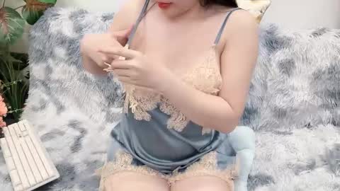 lyly_sweet97 online show from April 2026 02:30:01 PM