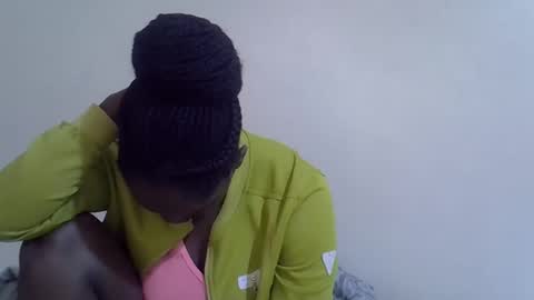 lyn_anna online show from April 2026 06:39:01 AM