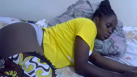 lyn_anna online show from May 2026 02:11:02 PM
