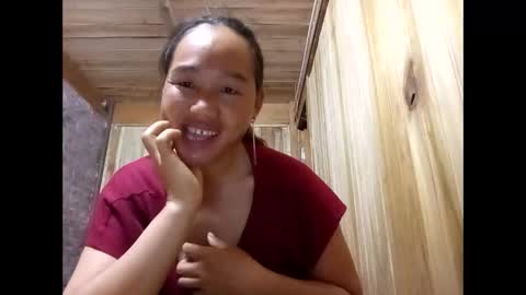 Snapshot of lyn_eva chatting on June 2026 07:38:02 PM lyn_eva online show from June 2026 07:38:02 PM
