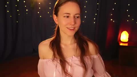 Lynn online show from February 2025 05:14:01 PM