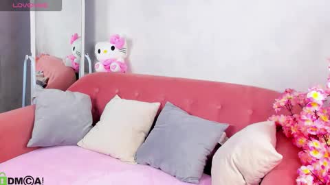 Lynn online show from October 2025 01:03:01 AM